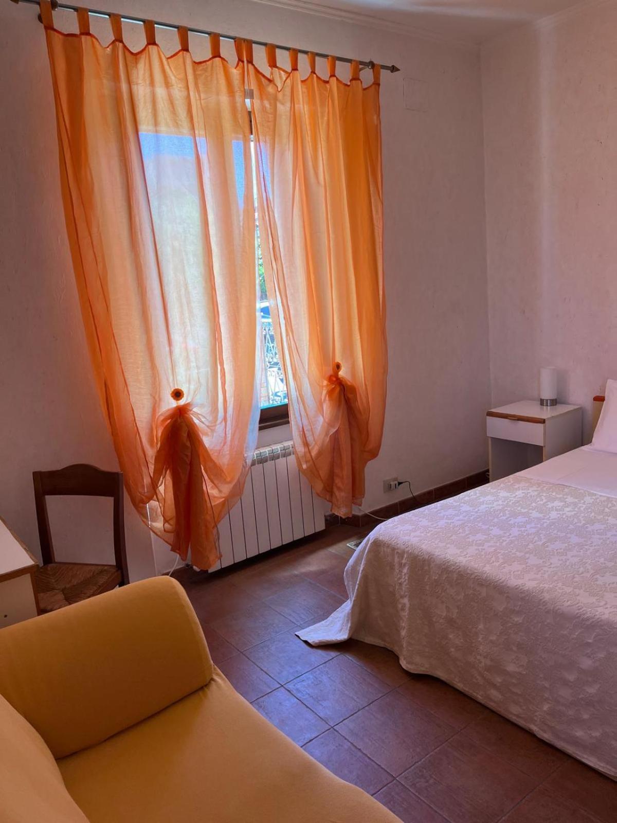 Holiday home Vacanze Deaf *